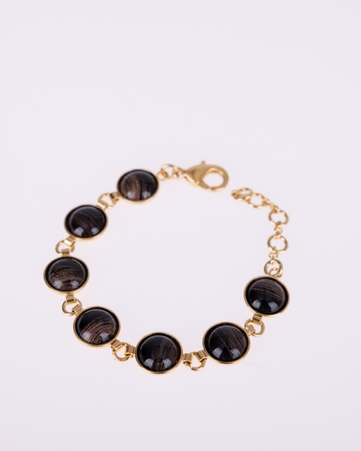 Pralinqa-skleneny-sperk-tradicni-rucni-vyroba-naramek