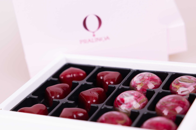 Valentynske-pralinky-PRALINQA